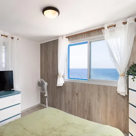 Casa de Férias Okstay - House In Front Of A Natural Pool - El Caletón