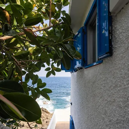 Okstay - House In Front Of A Natural Pool - El Caleton Holiday home *