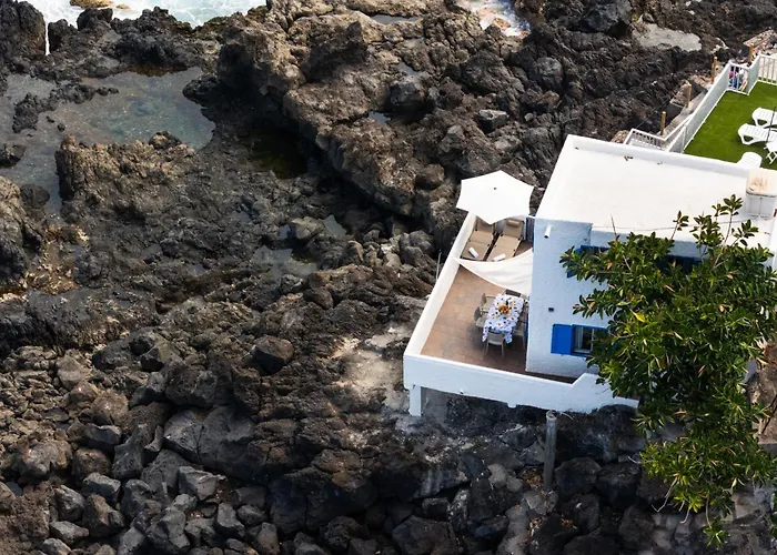 Casa vacanze Okstay - House In Front Of A Natural Pool - El Caleton